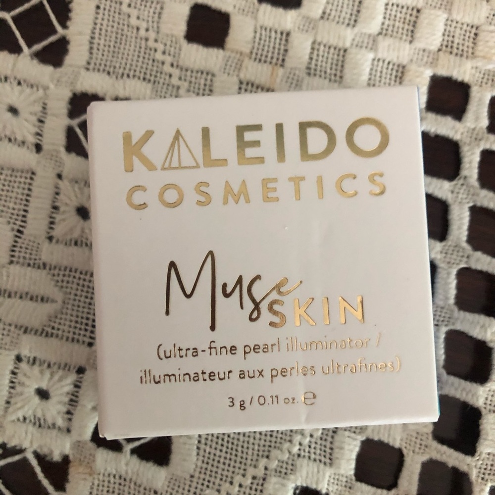 (4/$20) Kaleido Ultra-Fine Pearl Illuminator